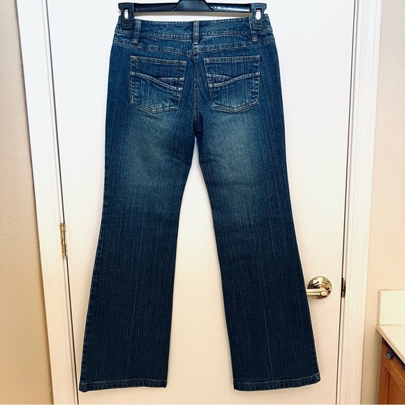 NWOT LOFT Jeans w/ Curved Pockets - Picture 2 of 7